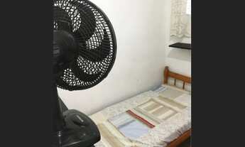 Imagem 4: Quarto individual mobiliado somente para mulheres