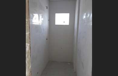 Imagem 2: Apartamento com suíte, condomínio tranquilo