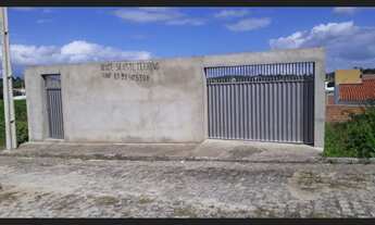 Imagem 6: Terreno murado 200 m² (10 m x 20 m) pronto para construir