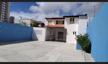 Imagem 2: Casa na Atalaia com 3 Quartos à Venda