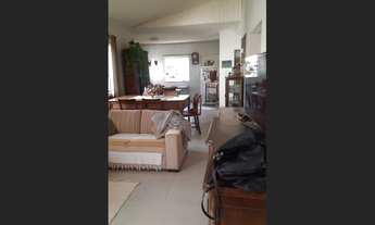 Imagem 7: Casa linda com 2 quartos, 1 suíte, espaço para closed à venda em Três Corações MG