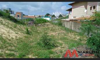 Imagem: Terreno em Capim Macio, transporte próximo