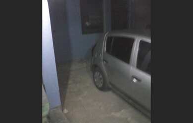 Imagem: Sobrado Com Galpão e Casa a Venda