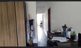 Imagem 5: CASA ESPAÇOSA COM PISCINA, SUITE + PONTO COMERCIAL