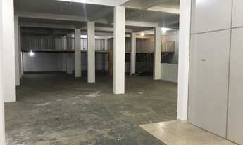 Imagem 4: Galpão Galpão / depósito com aluguel por R$7.000 /mês