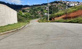 Imagem 3: Oportunidade única! Lotes no centro de Ouro Branco com 300m2. Com financiamento próprio