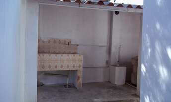 Imagem 2: Casa com laje e gradeada