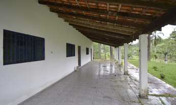 Imagem 3: Sítio à Venda em Juquitiba SP com 10,11 alqueires, 5 casas, lagos e córrego