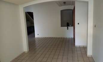 Imagem 4: ALUGO)Casa no Renascença I C/8qtos Ideal para empresas