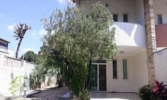 Imagem: Casa de esquina no Montese