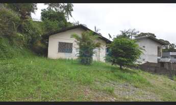 Imagem: Terreno Urbano parte plano com casa alvenaria