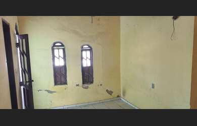 Imagem 7: Alugo casa: 2/4, Sala, cozinha, área de serviço, quintal e varanda