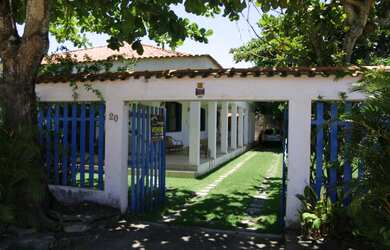 Imagem 3: Oportunidade Única: Casa Espaçosa à Beira da Lagoa em Araruama/Praia Seca