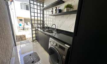 Imagem 6: Casa reformada + casa independente nos fundos