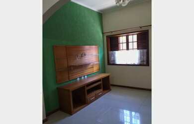 Imagem 2: Casa no Cascatinha com garagem