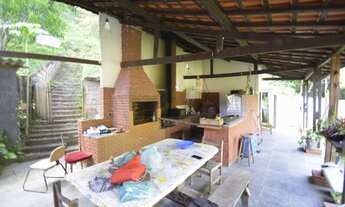 Imagem 7: Chácara à Venda em Juquitiba com 10.217 m2, piscina e lago!