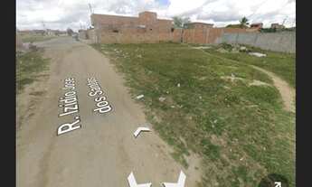 Imagem: Terreno c/alicerce