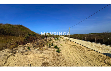 Imagem 5: É só descer pela trilha e você já está na praia!