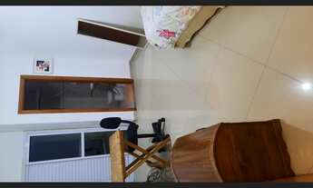 Imagem: Alugo Suíte em Sobrado grande