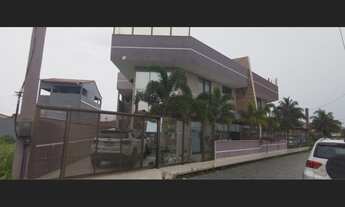 Imagem 5: CASA COM PISCINA EM CONDOMINIO FECHADO PROXIMO A PRAIA E LAGOA