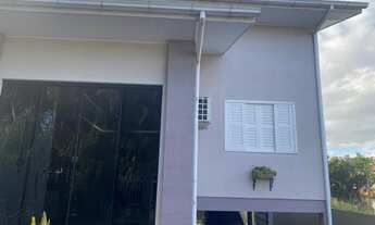 Imagem: Casa de alvenaria a venda no bairro Argentina