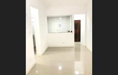 Imagem 2: Apartamento 70m², 2 Quartos sendo 1 suíte no Bairro Laranjeiras - RJ