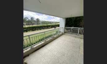 Imagem 3: Golf Ville térreo no Porto das Dunas, com 3 quartos, 2 vagas de garagem, varanda, lazer