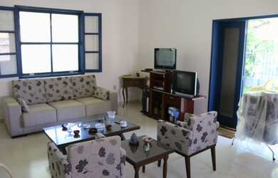 Imagem 2: Oportunidade Única: Casa Espaçosa à Beira da Lagoa em Araruama/Praia Seca