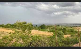 Imagem 2: Ágio de rancho semi-pronta no lago Corumbá - carro - troca