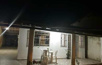 Imagem 2: Casa com amplo quintal próximo ao fae e upah