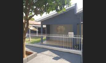 Imagem 2: LINDA CASA COM AMPLO QUINTAL RUA TRANQUILA