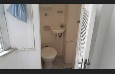 Imagem 4: Pé na areia , quadríssima da praia de Copacabana