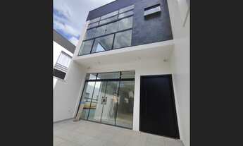 Imagem: SOBRADO ALTO PADRÃO - COLONIAL ACEITA