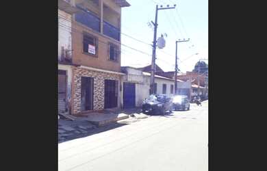 Imagem 2: Excelente casa com 4 dormitórios a venda. na Vila Passos. 260 mil