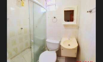 Imagem 2: Casa com 8 quartos, 320 m², à venda por R$ 800.000