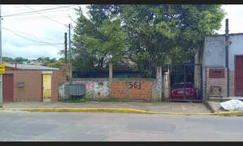 Imagem: Terreno Com 3 casas