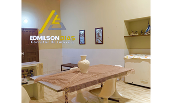 Imagem 5: CASA VARANDADA E COM ÁREA VERDE NO ICARAÍ! EM REFORMA