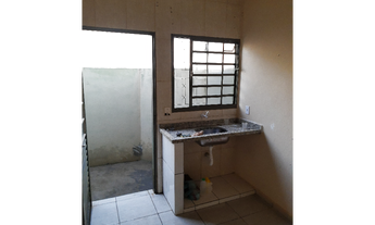 Imagem 3: Alugo 2 Comodos QUARTO COM BANHEIRO E COZINHA COM GARAGEM EM IGARAÇU DO TIETE Jardim São