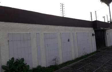 Imagem 5: Casa comercial perto do Sesc Ilhotas