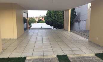 Imagem 1: Casa sobrado com 5 dormitórios em Garanhuns - PE