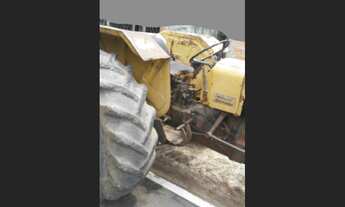 Imagem 2: R$25 mil Trator valmet ano 86 funcionando 4x2