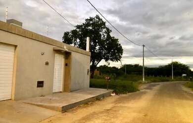 Imagem 2: VENDE-SE LOTE NO BAIRRO RENASCER II. ÁREA: 196,40M²