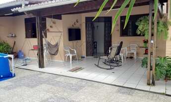 Imagem 2: Casa no Condomínio Karina, 3 quartos, sendo 2 suítes, varanda, quintal. 160m²