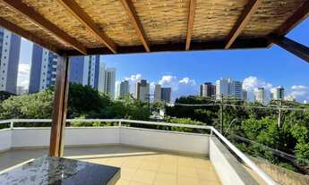 Imagem: Casa em patamares dentro de um condomínio