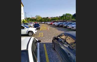 Imagem 3: Apt 2/4 em Águas Claras- (no gesso), 2° andar, nascente, com grade nas janelas e portas