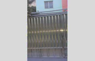 Imagem 2: TROCO OU VENDO Casa com 2 dormitórios