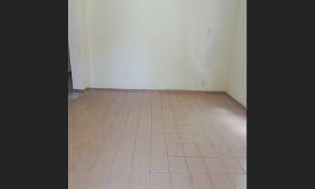 Imagem 2: Casa em excelente localização para alugar no centro de Itaboraí