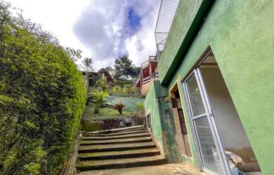 Imagem 7: Linda Casa com 6 dormitórios venda ou aluguel - Vale do Cuiabá - Petrópolis/RJ