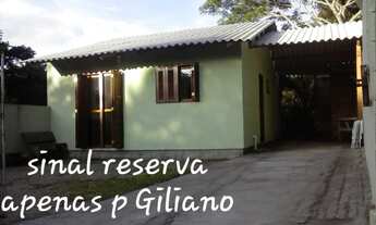 Imagem: Casa a 100 passos da lagoa saindo da água