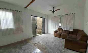 Imagem 2: Alugo Casa no Jardim Samambaia Com 2 Quartos, Sala Cozinha Integrada, Garagem para 2 Carro